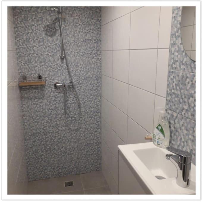 Charming Small House Close To Uzes Foissac  المظهر الخارجي الصورة